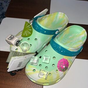 Crocs w10